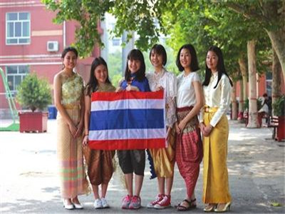 泰国留学名校推荐：斯巴顿大学国际学院