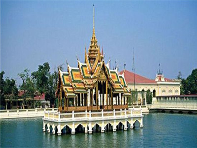 去泰国留学的条件多吗？