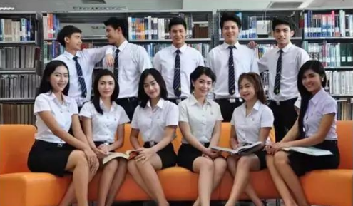 泰国留学 学生眼中校园的样子